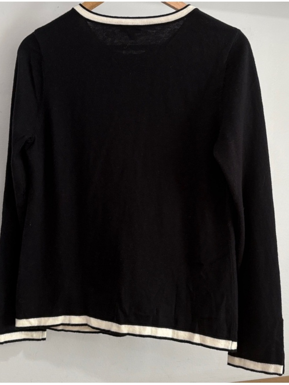 Talbots Classic Cashmere Blend Black Cardigan, Size M, NWT - Picture 4 of 11